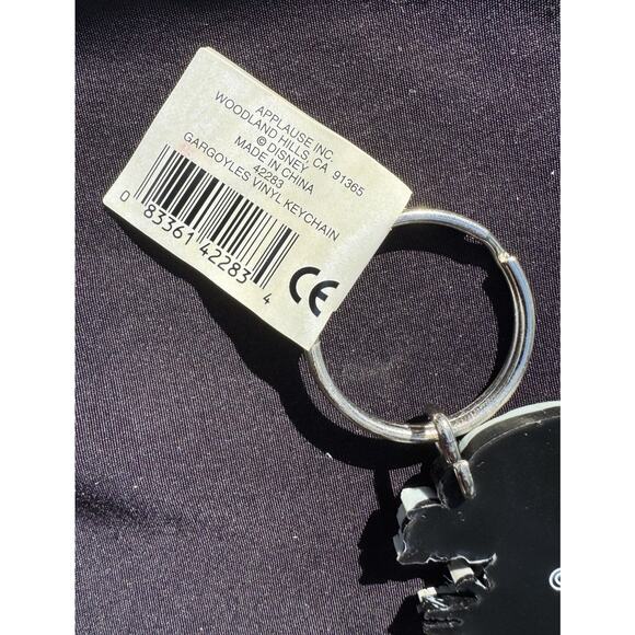 New Disney Keychain The Hunchback Of Notre Dame Gargoyles Vintage Key Chain Mint - Picture 10 of 10